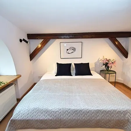 Fv/ Mariacka 7 - -katowice * Katowice